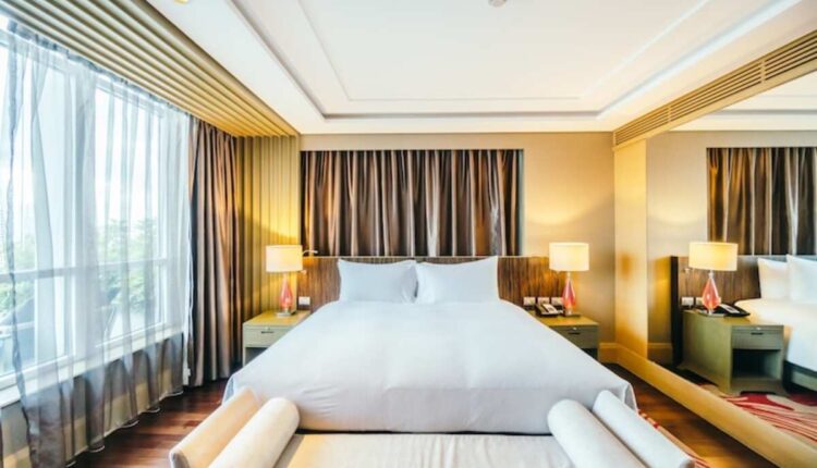 Professional Hotel Reviews