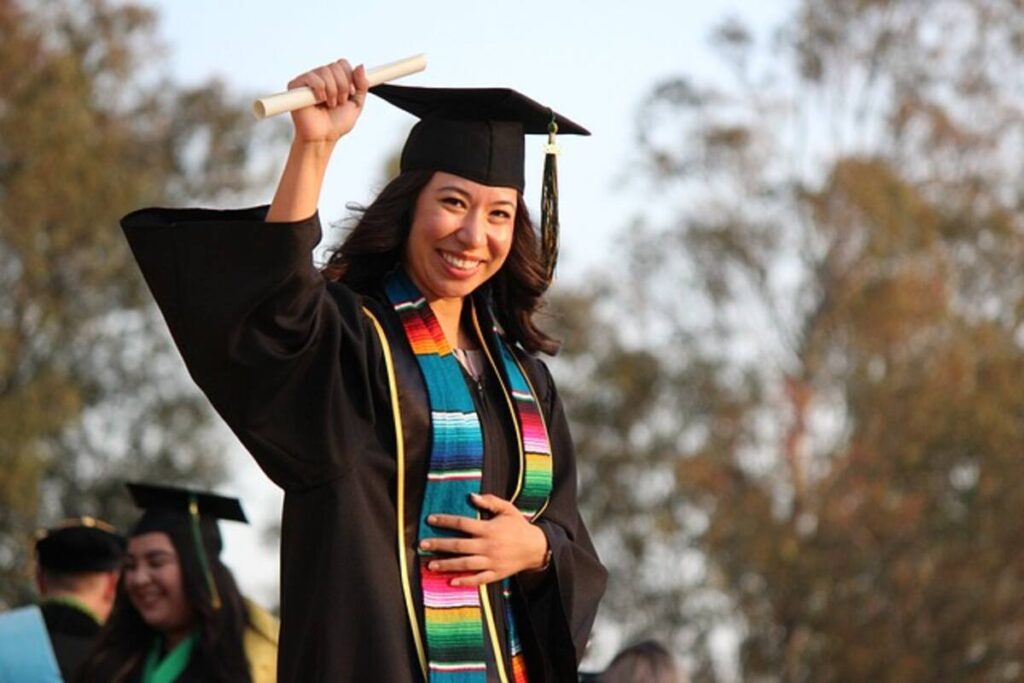 Postgraduate Diploma vs . Master's Diploma Differences